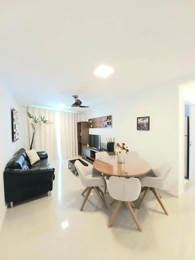 Apto 2 Qtos Ao Lado Do Polo Gastronomico E Perto Da Praia Do Forte Cabo Frio Apartment